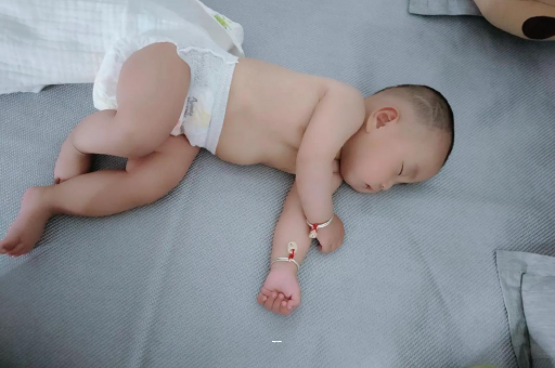 萍乡宝宝突然很多眼屎